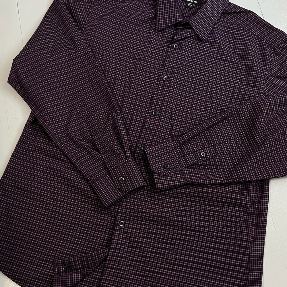Claiborne large button down - Picture 2 of 13